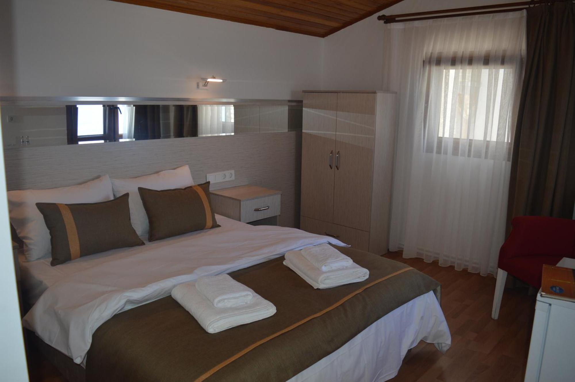 Yakamoz Otel Urla Exterior foto